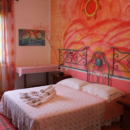 Terrazze Dell'Artista Bed and Breakfast Saletto Eksteriør billede